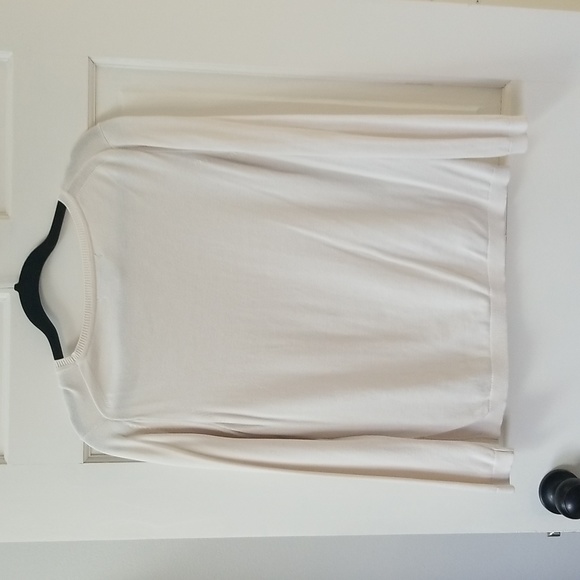 Banana Republic Cream Sweater - Picture 4 of 4